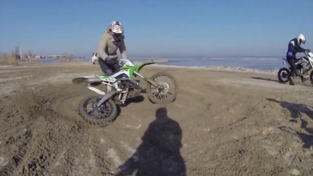 Уже почти конец зимы! смотреть онлайн