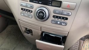 2005 Toyota Noah AZR65 4wd tour