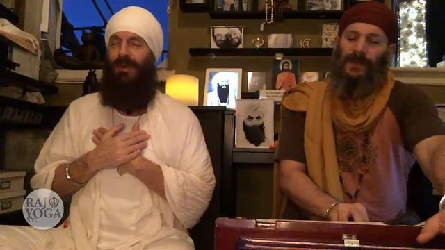 Chanting 31 Minutes to Guru Ram Das for Healing & Miracles смотреть онлайн