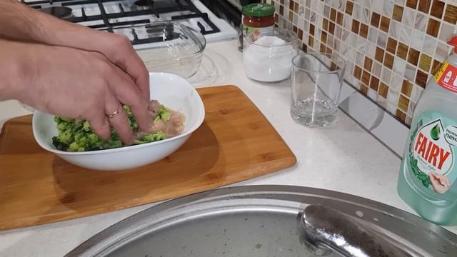 РЕЦЕПТ ПРИГОТОВЛЕНИЯ КОТЛЕТЫ С БРОККОЛИ и подливой Правильное питание