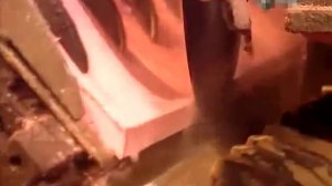 Как делают ластик