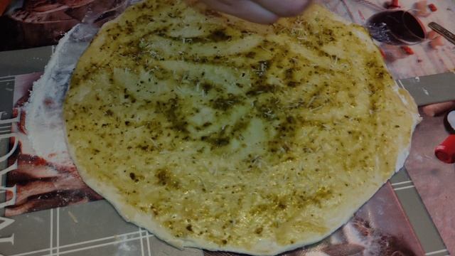 Мидии в соусе блю чиз, в соусе маринара