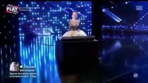 Девушка Без Рук На Шоу Талантов Довела Всех До Слёз!!!