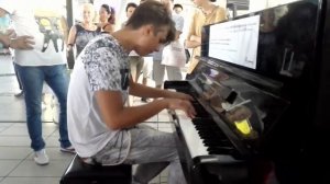 Alan Walker - Faded - Fast Street Piano Cover - at Naples Central station