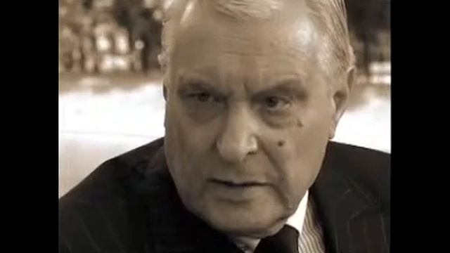 Вы оказываетесь лежащим в ящике смотреть онлайн