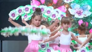 Детский сад №190, Воронеж. Мюзикл "Щелкунчик" 2019г. "Танец Цветов"