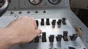 Электровоз ЭП1,Неисправности Вспомогательных машин,выход из положения.