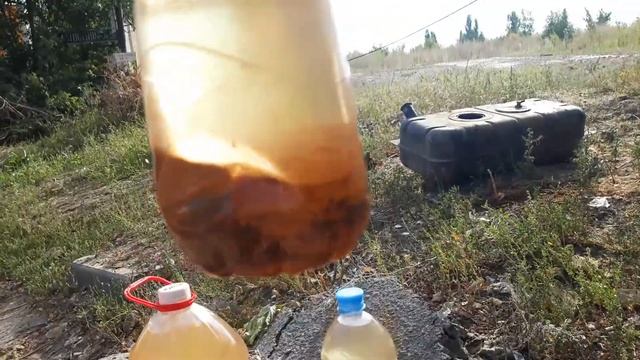 Чем заправляют на заправках? Удаляем воду из бака смотреть онлайн