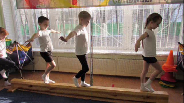 Маленькими шагами к большому спорту смотреть онлайн