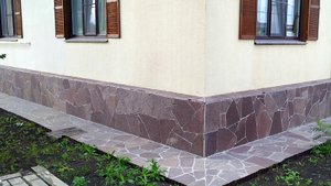 Тёплый ЦОКОЛЬ и ОТМОСТКА дома - отделка камнем