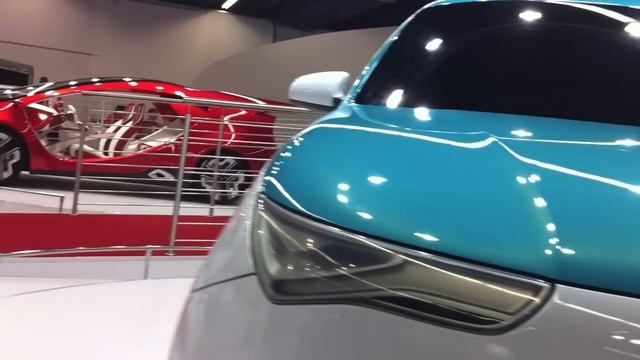 Ё-кроссовер @ Frankfurt 2011 смотреть онлайн