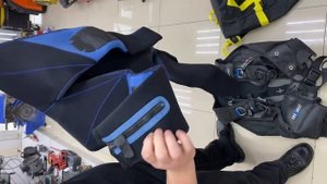 Гидрокостюм AQUALUNG