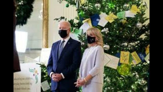 As the Bidens mark Hanukkah, the White House gets its own menorah for the first time смотреть онлайн