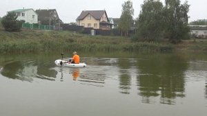 Лодка на электротяге. Первые ходовые испытания на воде трудности управления двумя мощными моторами