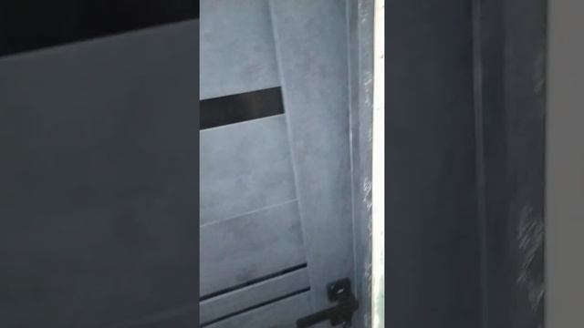 как очистить МДФ дверь от монтажной пены/убираем пену с ПВХ пленки смотреть онлайн