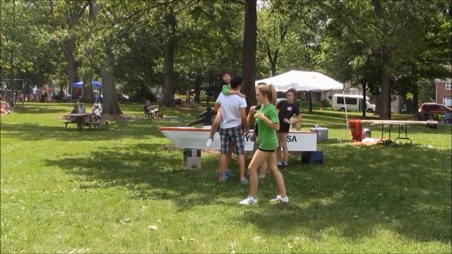 Kicking in the Park смотреть онлайн