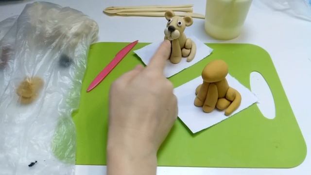 Лепим львицу из соленого теста.