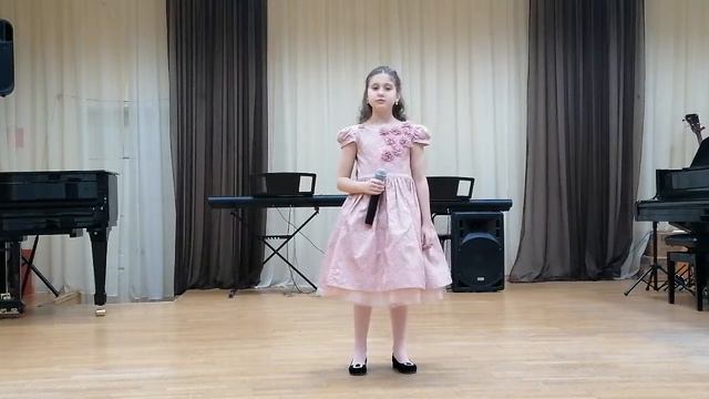 «Утро» - муз. и сл. Е.Зарицкой, исп. Шилова Анна, преп. Шигина Г.И. смотреть онлайн