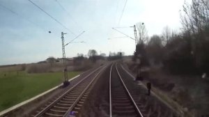 Высокая скорость поездов в Европе поездка на поезде вид окна кабины машинистов электровоза Австрия