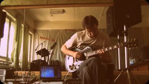 "Room 335"(Larry Carlton)