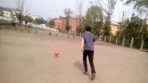 Как сделать радугу футбольным мячом?