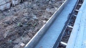 ошибки при разборки опалубки ленточного фундамента