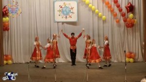 15.Шире круг - танцевальный ансамбль "Ремикс" - "Ой, ты порушка Пораня Пораня"
