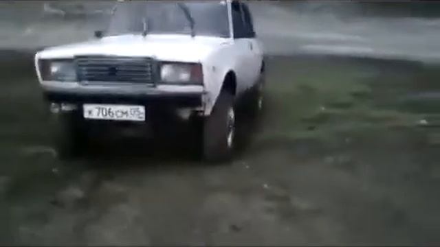 ХИНДАХСКИЙ ВЕЗДЕХОД 1 смотреть онлайн