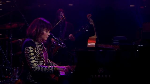 Norah Jones - Carry On (Live From Austin City Limits) смотреть онлайн