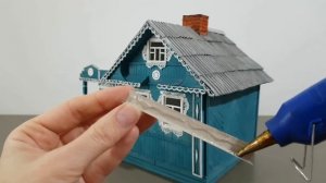 Деревенский домик с резным фасадом из картона своими руками / DIY