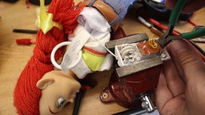 Fixing Toy Story Jessie or Woody Pull String Voice Box...