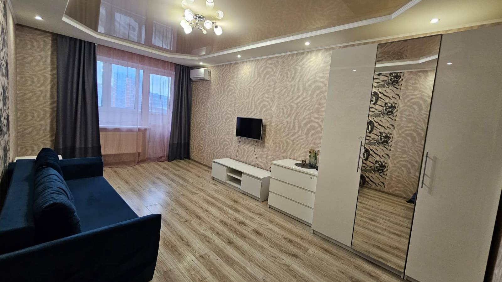 20240804 Дзержинского 221