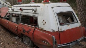 Заброшенная техника в лесу ☣
