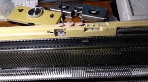 сравнение вязальных машин Сильвер 700 и бразер 860( обе машины 5 класс)