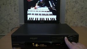 Видеомагнитофон Panasonic NV-SD20EE