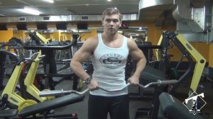 Как накачать бицепс сгибания рук с ez штангой хватом сверху, техника