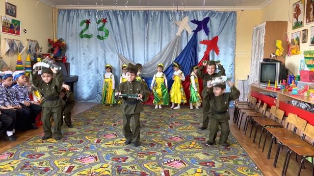 Танец «Пацаны стоят в строю» смотреть онлайн