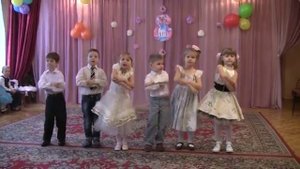 УТРЕННИК 8 МАРТА 2015