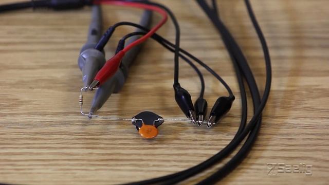 SYSCOMP SIG-101 Signature Analyzer from Saelig: 2 of 3 смотреть онлайн