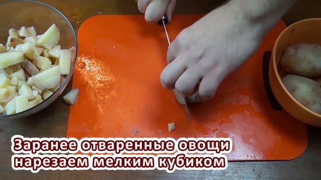 Винегрет "Ничего лишнего" (короткий рецепт) | Винегрет с маринованным луком смотреть онлайн