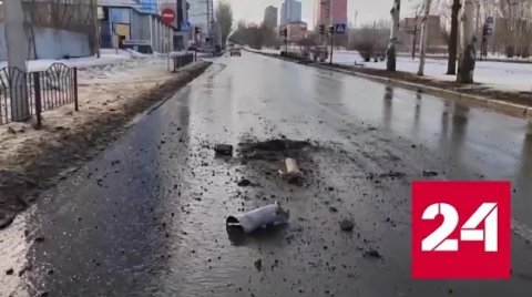 Последствия обстрела центра Донецка сняли на видео - Россия 24 