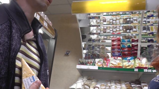 в супермаркете Обжорка опять дурят людей смотреть онлайн