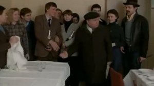 Отрывки из фильма "Слезы капали" с Евгением Леоновым