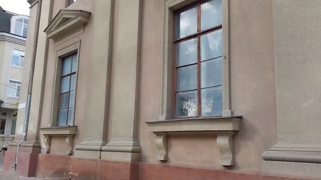 Молдова.Кишинёв, улица МИХАЙ ЭМИНЕСКУ. 10.11.23. смотреть онлайн