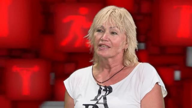 Бессонова Нина Ивановна. День физкультурника-2018. Евпатория смотреть онлайн