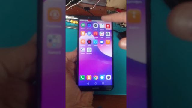 Глюк сенсора в модулі HUAWEI смотреть онлайн