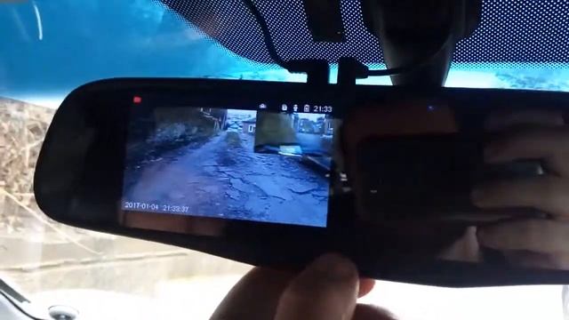Видеорегистратор в зеркале ! С камерой парковки! Включаем и показываем смотреть онлайн