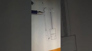 Приспособление для протяжки шнура подо льдом.