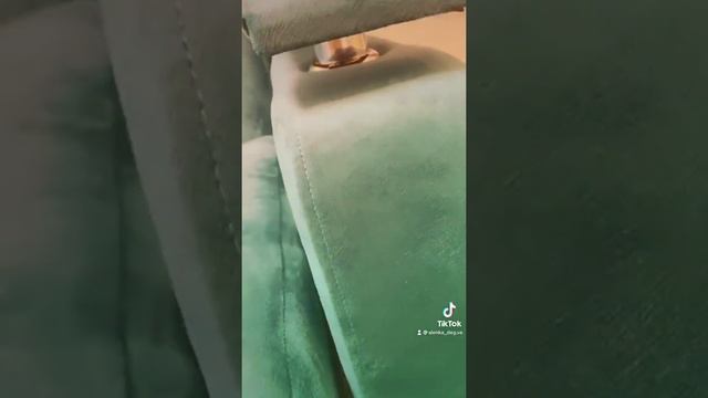 Перетяжка и ремонт мягкой мебели в Мурманске и Мурманской области. Каретная стяжка. Стеновые панели