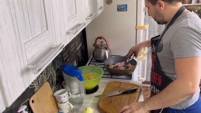 РЕБРЫШКИ свиные с картошкой на сковороде. Готовим Вкусный Ужин!